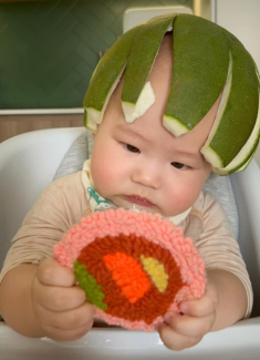 Con trai Hoa hậu Đại dương Lê Âu Ngân Anh bị “chê bai” ngoại hình, nàng hậu làm hành động “chữa cháy” khiến CĐM trầm trồ