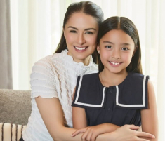 Diện mạo khác lạ của con gái mỹ nhân đẹp nhất Philippines tuổi dậy thì: Da nâu bóng nhẫy, răng thưa, mặt y đúc mẹ