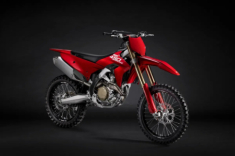 Ducati công bố thông tin chi tiết về Desmo 450 MX tới công chúng
