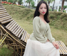 Gái đảm mách cách cuốn chả lá lốt đều tăm tắp chỉ bằng một chiêu đơn giản, nhìn là muốn làm theo ngay