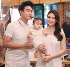 Kha Ly: Mình chờ mòn mỏi 8 năm, mổ 2 lần cắt bỏ buồng trứng mới mang thai con gái đầu lòng ở tuổi 39