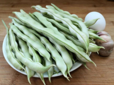 Loại quả siêu giàu vitamin giá chỉ 35 nghìn đồng/kg bán đầy chợ, đem chiên giòn được món cực ngon