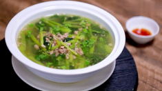 Nấu canh lúc thì nhạt nhẽo, lúc lại không có mùi thơm, nhớ 4 điều này món canh nào cũng ngon hết ý