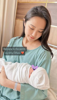 Vợ TGĐ Phan Thành thuê máy hút sữa cho con loại xịn nhất 75 triệu/bộ, tuyên bố “Nó ở đẳng cấp khác”