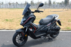 Xuất hiện ‘tân binh’ mới bỏ xa Honda ADV160 về trang bị và công nghệ