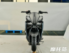 Yatu 150 2025 phiên bản ‘sộp pe’ của Yamaha Augur 155 với giá bán rẻ đến kinh ngạc