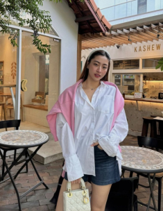 4 kiểu áo sơ mi quý cô công sở nên sắm, phối gì cũng xinh và sang thêm vài “chân kính”