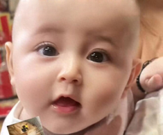 Bé gái sơ sinh có khuôn mặt đẹp như tiên tử, cõi mạng trầm trồ “đứa trẻ đã phẫu thuật thẩm mỹ”