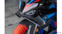 BMW M1000RR 2025 - Tuyệt tác đường đua lột xác sau Chiến Thắng của Nhà Vô Địch Razgatlioglu