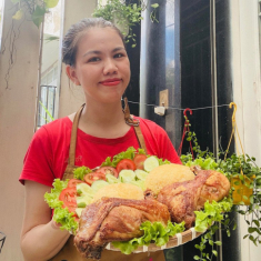 Cách làm cơm gà xối mỡ mềm trong, giòn ngoài, vàng ươm thơm phức của mẹ đảm Sài Gòn