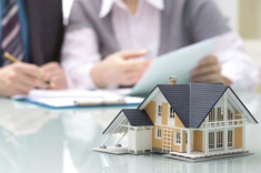 Cha mẹ mất, ngôi nhà 2 chị góp tiền mua tăng giá gấp 3: Em trai chưa từng góp một đồng xuất hiện đòi thừa kế