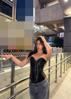 Con gái Lưu Thiên Hương xinh như lai Tây, ăn mặc gợi cảm