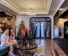 Khối tài sản “khủng” của người đẹp Việt lấy đạo diễn “trăm tỷ”: Sống trong 2 tổ ấm đẹp như mơ