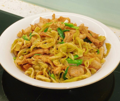 Loại quả trông teo tóp, chua chua mặn mặn lại là đặc sản Bắc Ninh, đem xào thịt ngon đỉnh chóp, ăn ba bát cơm vẫn thòm thèm