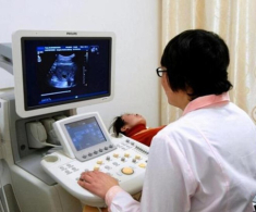 Mẹ quyết sinh con không có tay chân dù gia đình nội chối bỏ, đứa trẻ càng lớn càng xinh như thiên thần