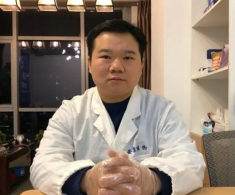 Người đàn ông mang lông chó đi xét nghiệm ADN vì nó giống màu tóc của con trai, kết quả khiến ông gục ngã