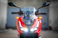 Săm soi Urban 150 EFI đối thủ mới của Honda ADV160 - Sở hữu bình xăng ngang ngửa xe mô tô