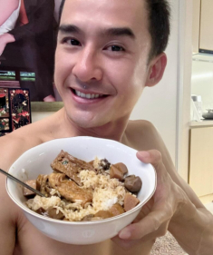 Thúy Diễm trước khi đi làm vẫn nấu ăn để lại cho chồng nhưng Lương Thế Thành ăn xong “xây xẩm mặt mày”