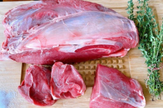 Xào thịt bò cứ bị dai, hóa ra tôi quên làm điều này, giờ biết vẫn chưa muộn