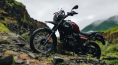 Yezdi sắp tung mẫu Adventure mới, liệu có phải ‘quái thú’ 450cc đang đến gần?