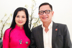 2 cặp đôi vợ NSND - chồng NSƯT đều mang quân hàm Đại tá, có hôn nhân viên mãn khiến khán giả ngưỡng mộ