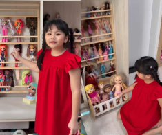 4 con nhà Vân Trang có “núi” đồ chơi trong biệt thự 1.000m2, mẹ dọn nhà bù đầu nhưng “sơ hở” là giành nhau
