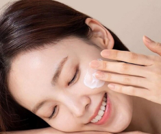6 giờ vàng sau khi phơi nắng, chị em nên tránh làm 2 việc kẻo da thêm xỉn màu, làm 2 điều này tốt hơn nhiều