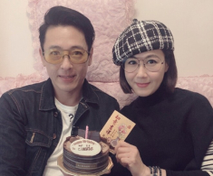Cặp vợ chồng showbiz không ăn thịt, không sinh con để giữ nhan sắc, ngoại hình sau 25 năm thật khó nhận ra
