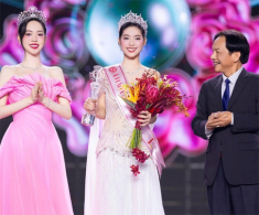 Chị gái Á hậu Việt Nam đầu tiên là quân nhân, một nét đẹp “sao y bản chính” với em gái chứng tỏ nhà có gen xịn