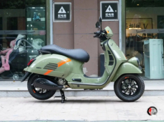 Chi tiết Vespa GTV300 2025 vừa ra mắt: Tôi cổ điển nhưng tôi không lỗi thời!