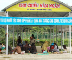 “Chợ năm ngàn” chỉ có ở Quảng Nam, du khách thích mê vì toàn đặc sản rừng siêu sạch bán với giá 5.000 đồng