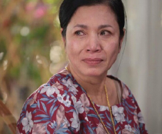 Chồng mới mất 3 tháng con dâu đã ăn diện lòe loẹt, đêm nghe tiếng đàn ông trong phòng mà tôi nghẹn ngào