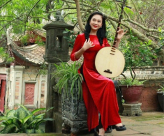“Cô vợ” ăn ý của Xuân Hinh: Là 1 trong tứ đại mỹ nhân làng chèo nức tiếng, bỗng “mất hút” khỏi showbiz