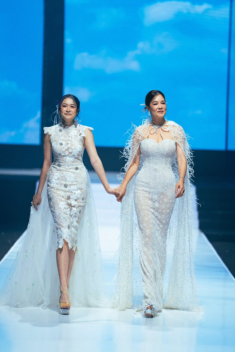 Con gái Thu Phương - Huy MC: Từ cô bé khóc vì không biết tiếng Anh đến nhận bằng khen của cựu Tổng thống Mỹ Obama