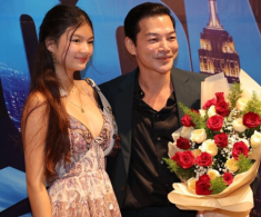 Con gái Trương Ngọc Ánh được ví như minh tinh thảm đỏ, ăn diện gợi cảm ở tuổi 17 khi đi sự kiện cùng bố