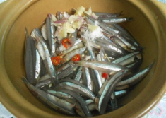 Đặc sản mỗi năm chỉ có một mùa, xưa dành cho người nghèo, nay được dân thành phố ưa chuộng vì hương vị lạ