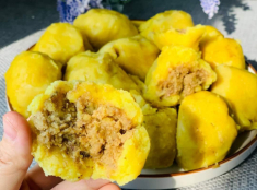 Đặc sản nghe tên đã đậm chất quê lúa Thái Bình, là món ăn dắt túi của các bà mẹ dẫn con gái đi đẻ