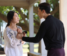 Đêm tân hôn, chồng đòi về nhà cũ ngủ, rạng sáng thấy chậu quần áo bẩn anh mang về mà tôi ngã quỵ