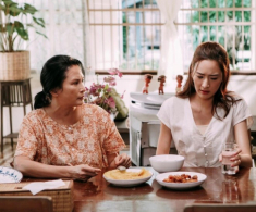 Dì giúp việc có thai ở tuổi 45, biết sự thật chồng tôi cúi mặt xấu hổ còn tôi cười lớn