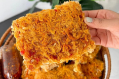 Đi tìm tiệm cơm cháy chà bông ngon nhất Sài Gòn, muốn mua phải đặt trước, giữ khách nhờ loại nước xốt “thần thánh”
