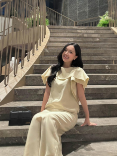 Điểm mặt những hot mom xinh đẹp làng bóng đá Việt