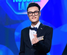 DJ Ximer - Ngọc Phan: Nam chính “Người ấy là ai 2023”, từng thừa nhận “màu tím” và muốn tìm cháu cho bố mẹ