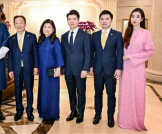 Đỗ Mỹ Linh được bố chồng hướng dẫn vào vị trí Phó Chủ tịch, ra dáng con dâu tập đoàn nghìn tỷ