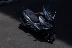Đối thủ mới của Honda Forza 250 vừa ra mắt - Vượt xa về công nghệ với giá bán chỉ 76 triệu Đồng