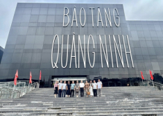 Du lịch Hạ Long 1 ngày, ăn đặc sản gì, chơi ở đâu?