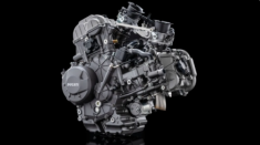 Ducati mở rộng cuộc chơi với động cơ V-Twin nhẹ nhất lịch sử - Monster V2 và DesertX V2 sắp ra mắt!