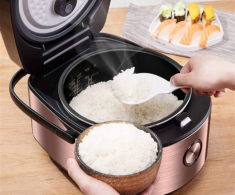 Đừng tưởng vô hại, chức năng quen thuộc này của nồi cơm điện có thể khiến cả nhà mắc bệnh