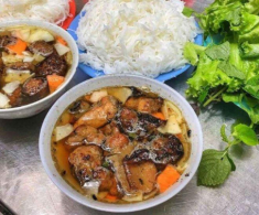 Ghé Thủ đô dịp 2/9, lưu lại ngay 10 quán bún chả ngon chuẩn vị nhất, thử một lần là mê mẩn