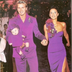 Gia đình Beckham - Victoria và “truyền thống” yêu sớm: Cha cưới khi 24 tuổi, con út có mối tình đầu lúc 16