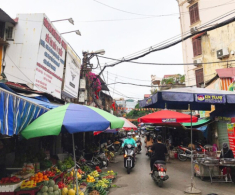 Hải Phòng có khu chợ là niềm tự hào đất Cảng: Dân sành ăn tìm đến để ăn vặt kiểu “sang chảnh” dù đắt nhưng xắt ra miếng